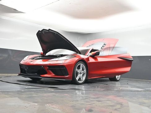 Used 2025 Chevrolet Corvette Stingray Preferred Cpe w/ 2LT RWD image 44