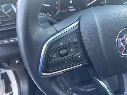 Used 2023 Buick Envision Essence image 18