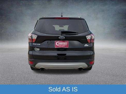 Used 2017 Ford Escape SE w/ Equipment Group 201A FWD image 4