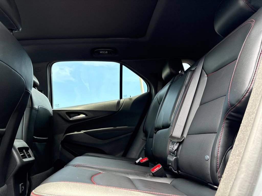 Used 2024 Chevrolet Equinox RS w/ RS Leather Package FWD image 25