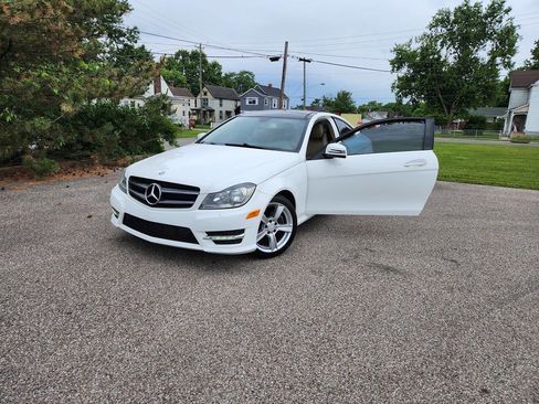 Used 2014 Mercedes-Benz C 250 Coupe image 1