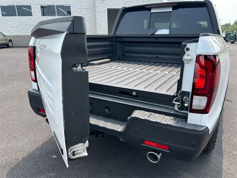 New 2025 Honda Ridgeline TrailSport image 24