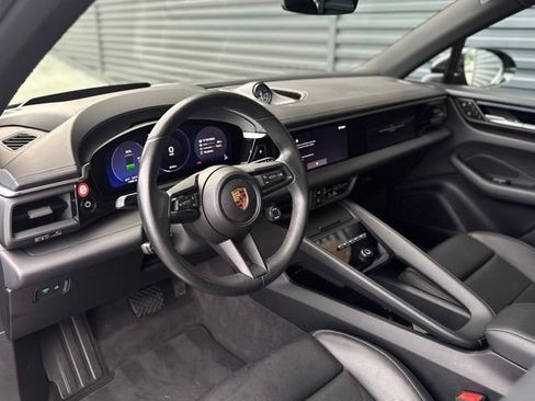 Used 2024 Porsche Macan 4 Electric AWD/4WD image 4