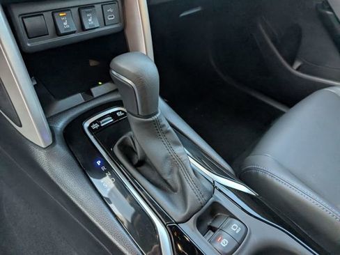 Used 2024 Toyota Corolla Cross XSE image 23