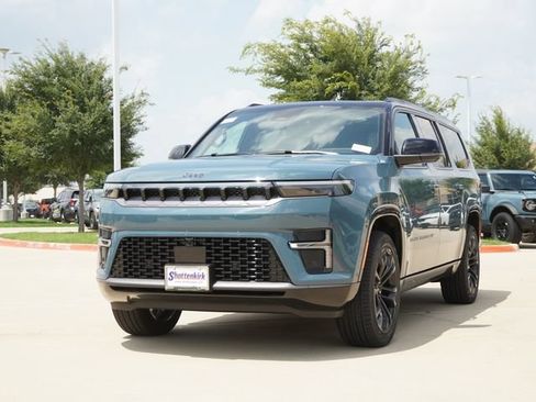 New 2026 Jeep Grand Wagoneer L Summit w/ Premium Group III AWD/4WD image 3