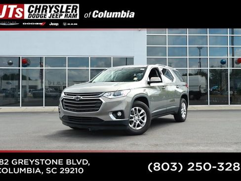 Used 2018 Chevrolet Traverse LT FWD image 1
