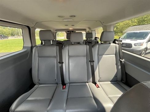 Used 2018 Ford Transit 150 XL RWD image 28