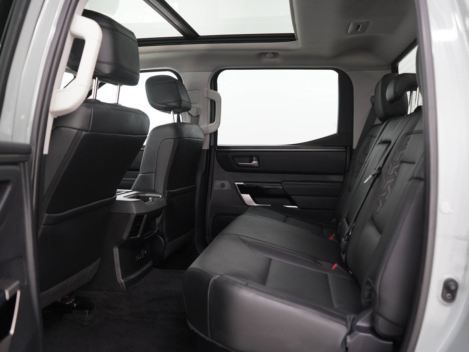 Used 2022 Toyota Tundra Limited AWD/4WD image 18