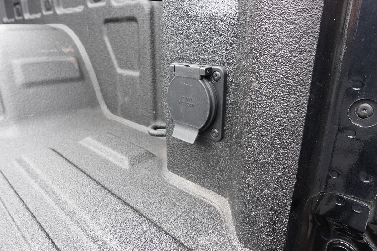 Used 2024 Chevrolet Silverado 1500 Custom AWD/4WD image 25