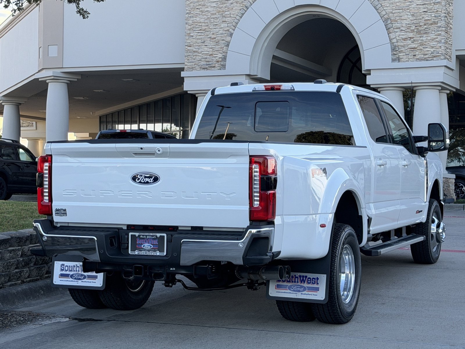New 2027 Ford F350 Lariat AWD/4WD image 4
