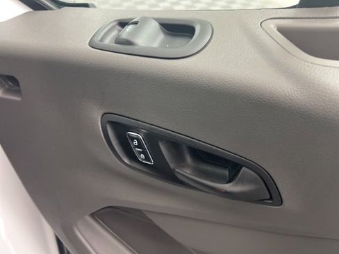 Used 2024 Ford Transit 350 XLT image 24