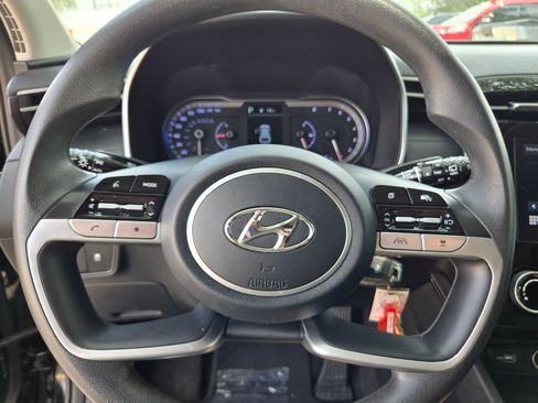 Used 2023 Hyundai Tucson SE AWD/4WD image 11