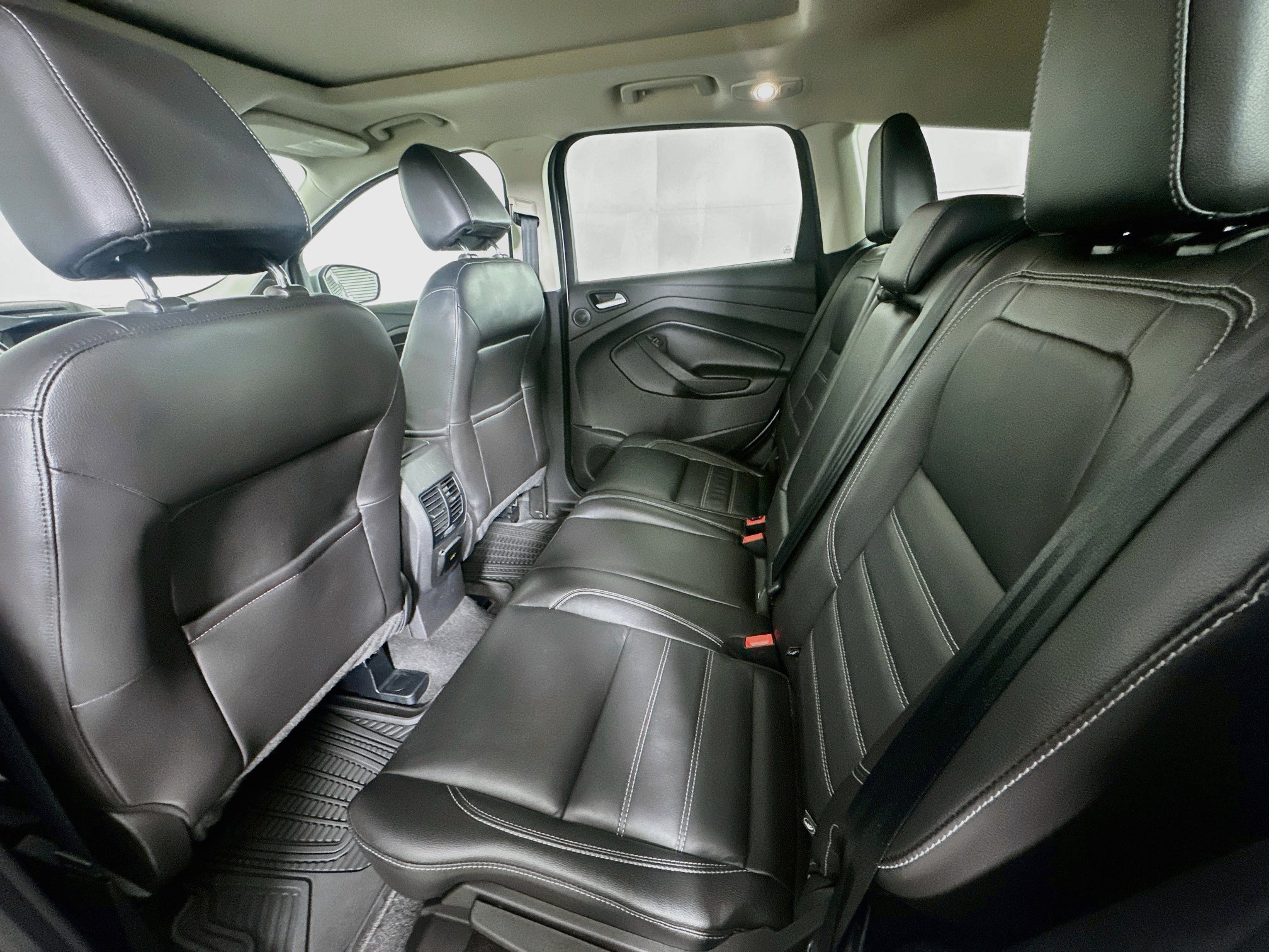 Used 2017 Ford Escape Titanium w/ Equipment Group 301A FWD image 28