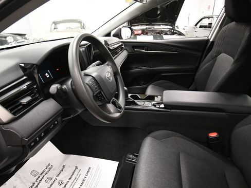 Certified 2025 Toyota Camry LE image 18
