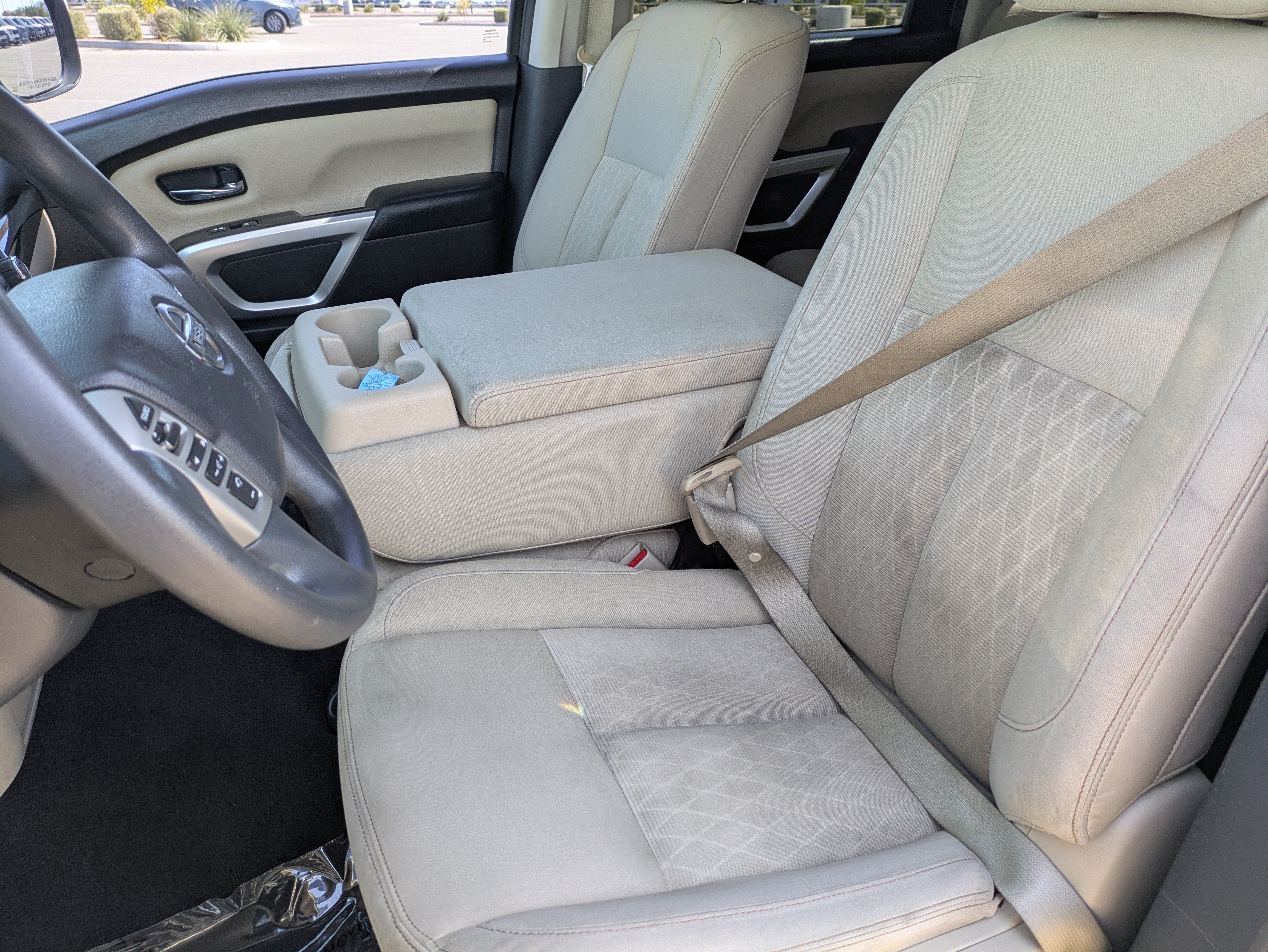 Used 2017 Nissan Titan SV RWD image 25