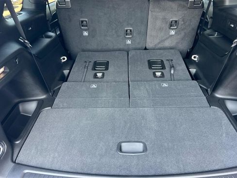 New 2025 Jeep Grand Cherokee L Altitude image 16