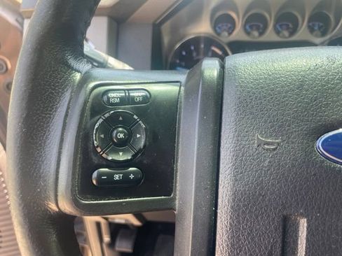 Used 2015 Ford F250 Lariat w/ Lariat Interior Package AWD/4WD image 19