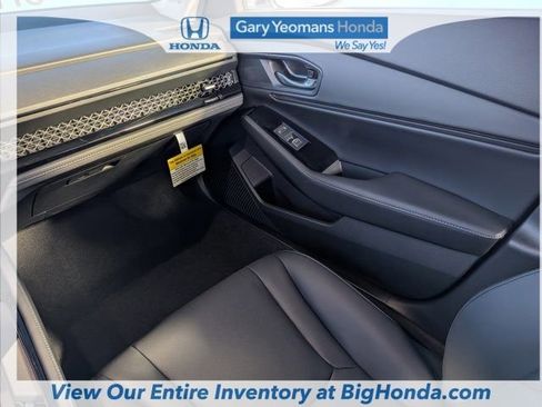 New 2026 Honda Accord Touring image 17