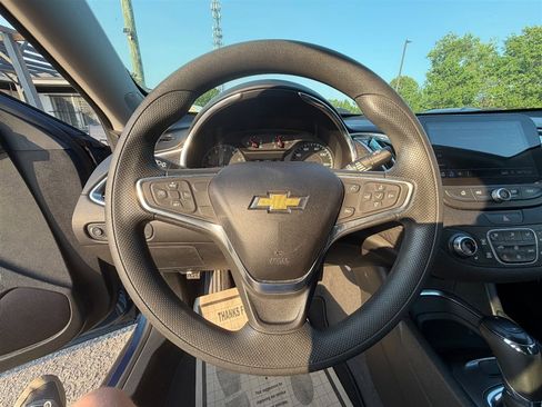 Used 2019 Chevrolet Malibu LT image 23
