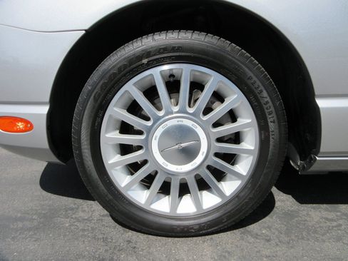 Used 2004 Ford Thunderbird RWD image 38