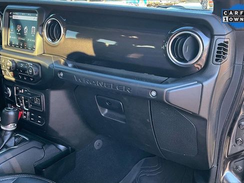 Used 2022 Jeep Wrangler Unlimited Rubicon w/ Xtreme Recon 35" Tire Package image 15