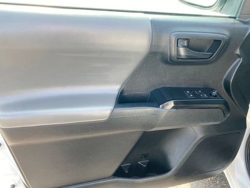 Used 2021 Toyota Tacoma SR RWD image 16