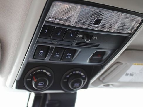 Used 2022 Toyota 4Runner TRD Off-Road Premium image 32