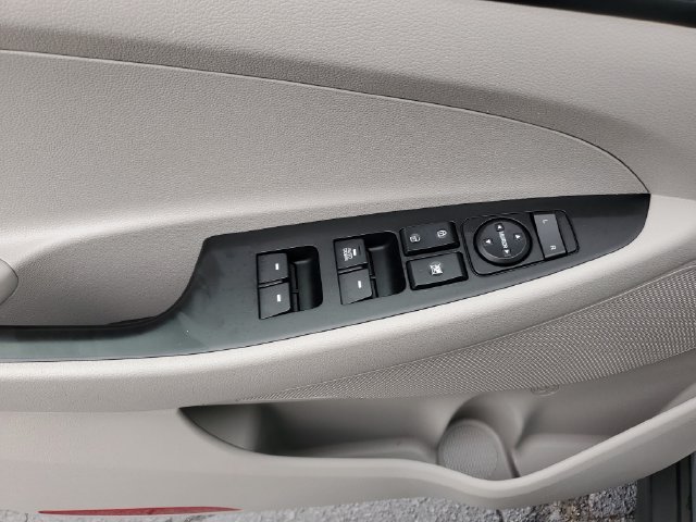 Used 2021 Hyundai Tucson SE FWD image 18