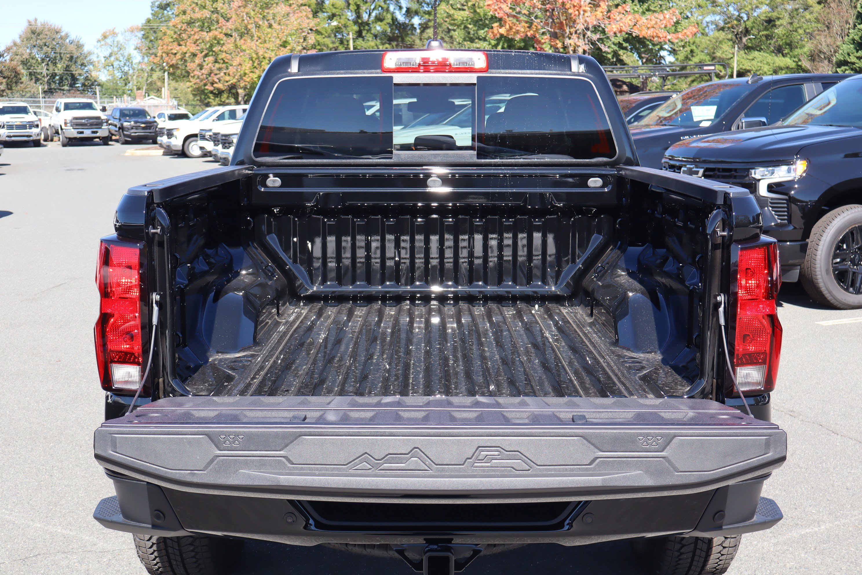 New 2026 Chevrolet Colorado Trail Boss AWD/4WD image 9