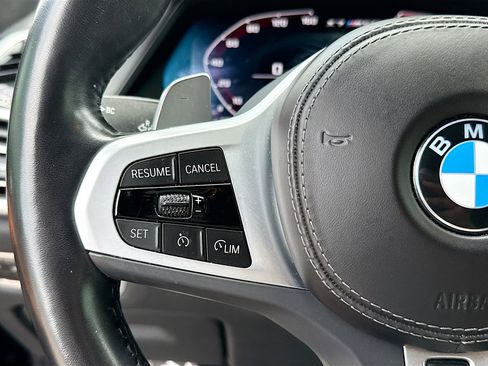 Used 2022 BMW X7 M50i w/ Executive Package AWD/4WD image 40