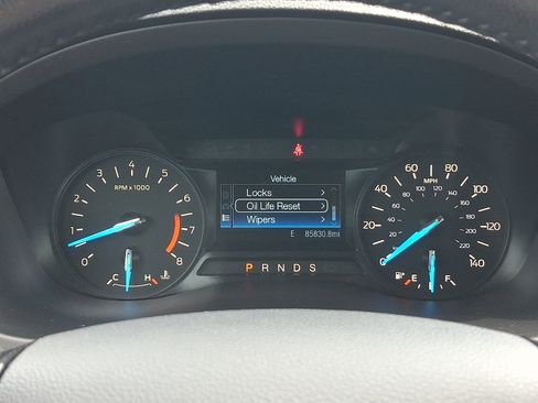 Used 2019 Ford Explorer XLT FWD image 20