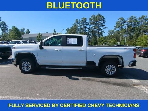 Used 2025 Chevrolet Silverado 2500 LT w/ Convenience Package AWD/4WD image 10