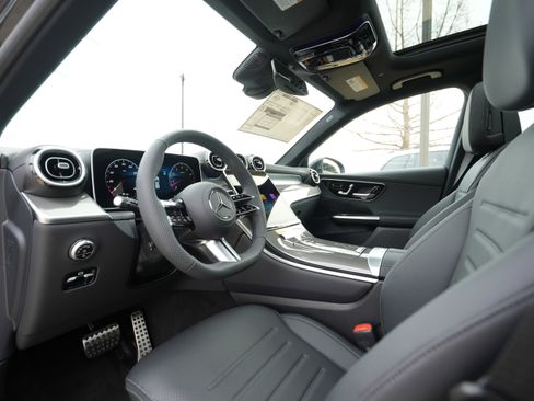 New 2026 Mercedes-Benz GLC 300 4MATIC image 36