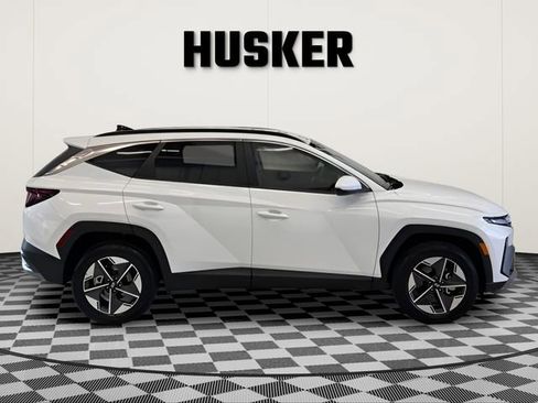 Used 2025 Hyundai Tucson SEL image 2