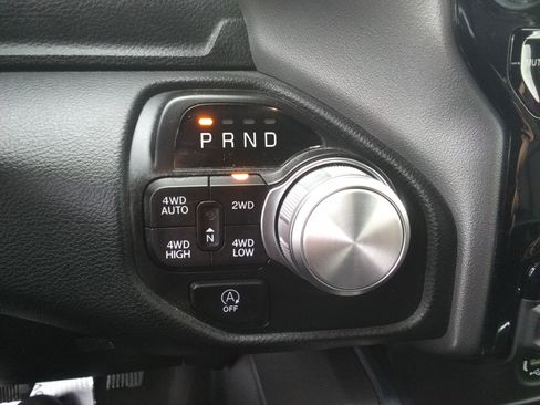 Used 2024 RAM 1500 Laramie image 18