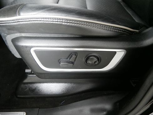 Used 2022 RAM 1500 Laramie w/ Sport Appearance Package AWD/4WD image 20