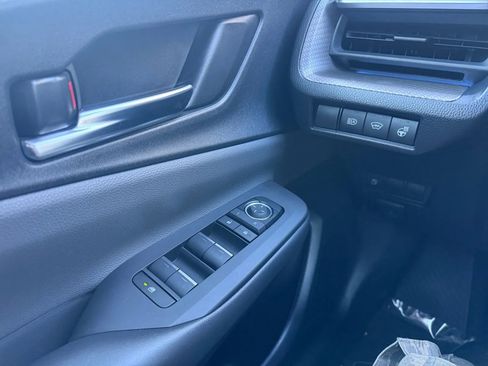 Used 2024 Toyota Prius XLE image 17