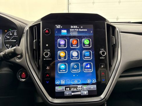 Used 2024 Subaru Crosstrek 2.5i Limited w/ Crosstrek Mirror Package image 17