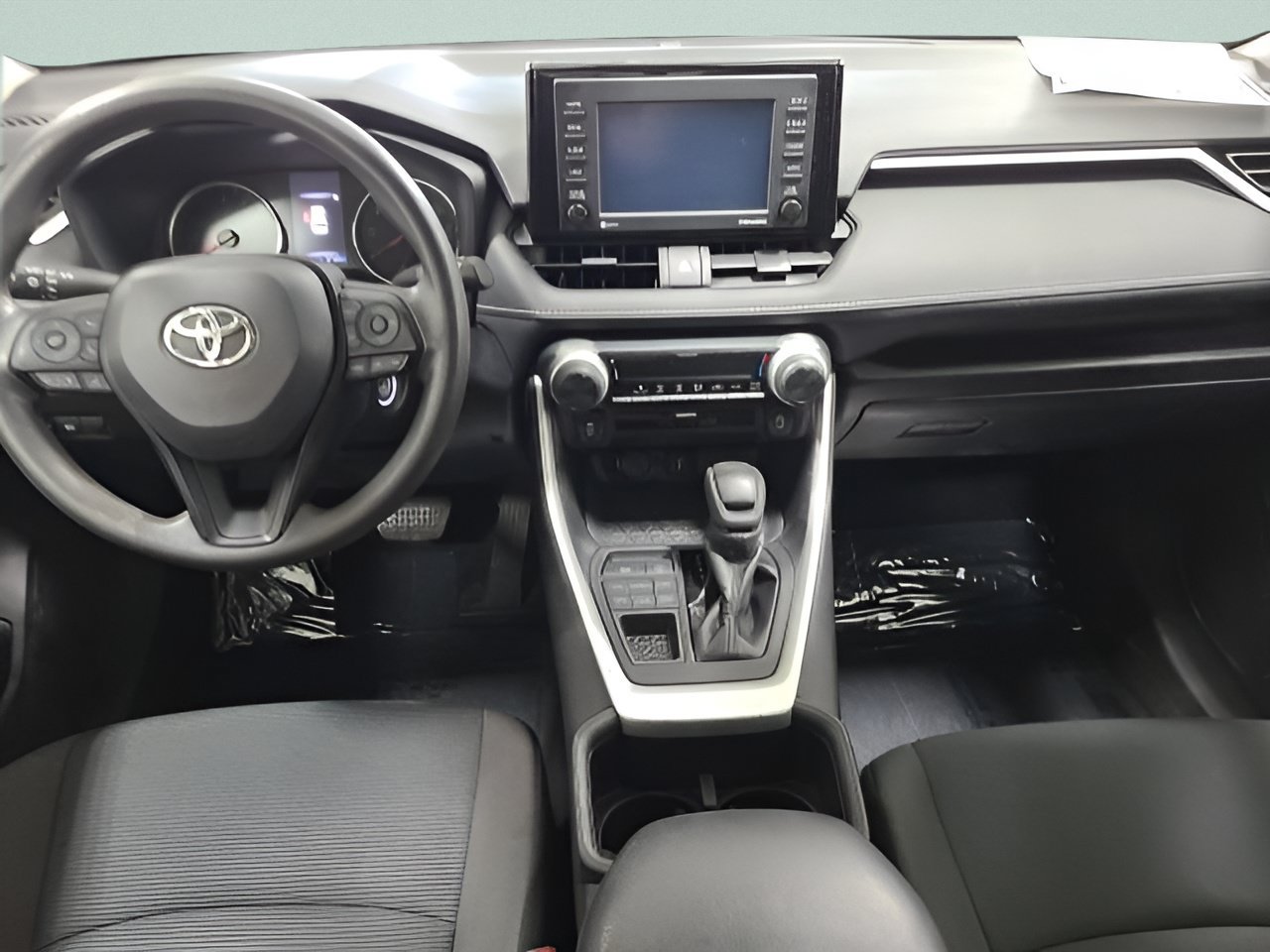 Used 2022 Toyota RAV4 LE w/ Carpet Mat Package (TMS) AWD/4WD image 21