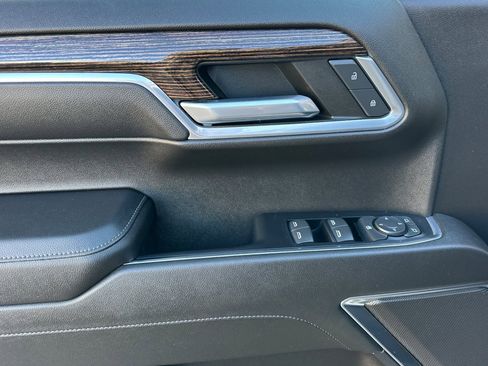 Certified 2022 GMC Sierra 1500 Elevation w/ LPO, Elevation Black Package image 11