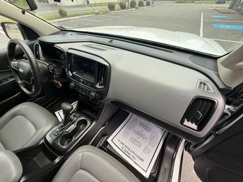 Used 2020 Chevrolet Colorado W/T w/ WT Convenience Package AWD/4WD image 56
