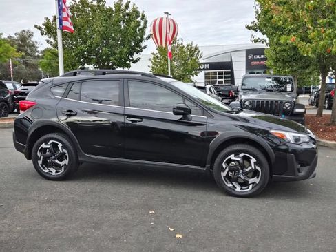 Used 2023 Subaru Crosstrek 2.5i Limited w/ Moonroof Package AWD/4WD image 3