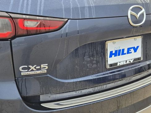 New 2025 MAZDA CX-5 Signature image 9