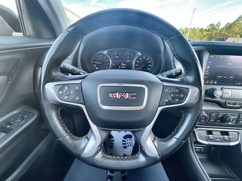 Used 2023 GMC Terrain AT4 image 11