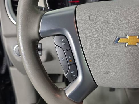 Used 2017 Chevrolet Traverse LT image 30