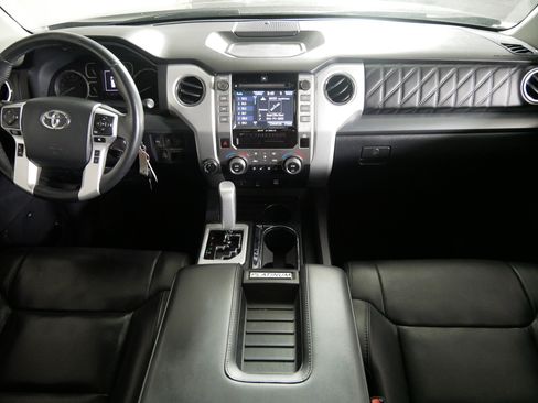 Used 2019 Toyota Tundra Platinum AWD/4WD image 10