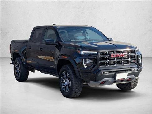 Used 2024 GMC Canyon AT4 AWD/4WD image 3