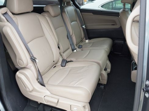 Used 2018 Honda Odyssey EX-L image 10