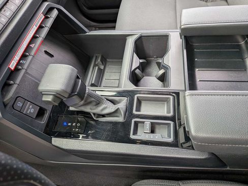 Used 2025 Toyota Tundra SR AWD/4WD image 13
