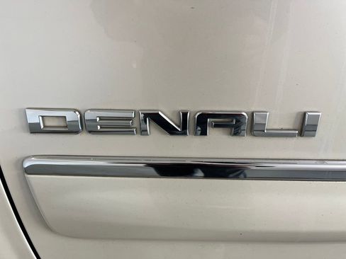 Used 2011 GMC Sierra 1500 Denali image 38